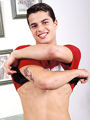 Cute latin twink Leon Pavia