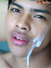16 photos of hot Thai hunks in a cum shower