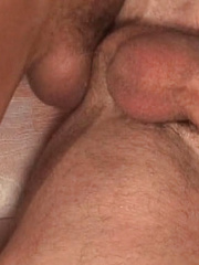 Barebacking a bubble butt