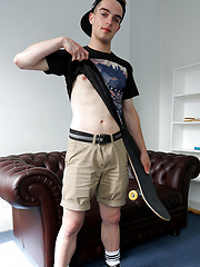 Cute Aussie Mates - Reece Anderson joins in the fun