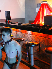 Hot-assed slave-boy deepthroated by his old master