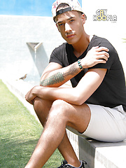 HOT Twink Stud, Leo BOSH