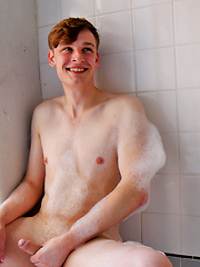 Take a bubble bath with our cute mate Lincoln Hall